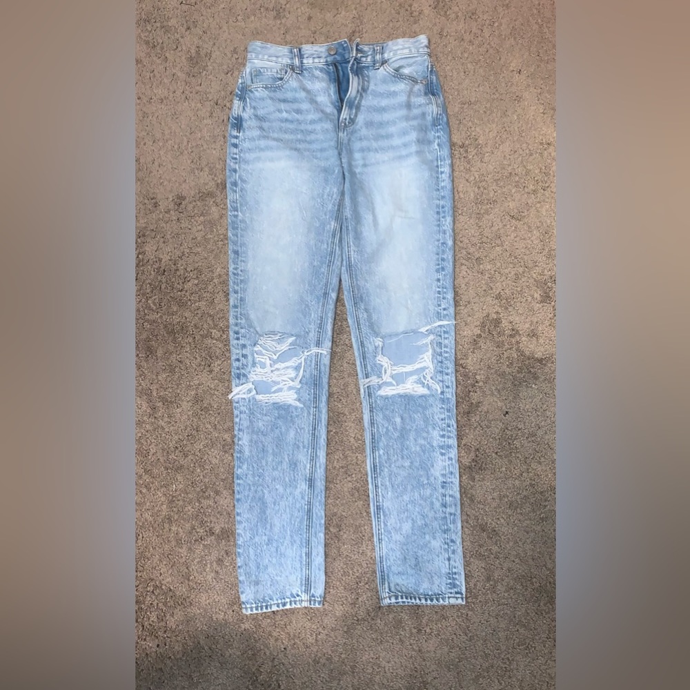 American Eagle Mom Jeans